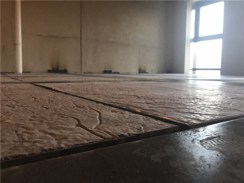 鋼骨架輕型樓層板特點(diǎn)